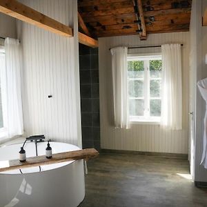 Village Suite Seaview